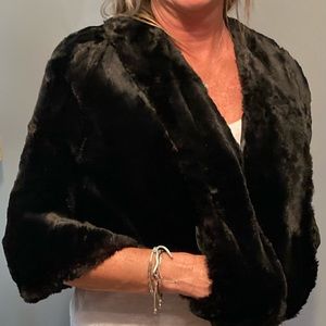 Elegant Black Faux Fur Cape